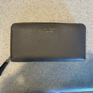 Kate Spade Pebbled Leather Wallet in Gray